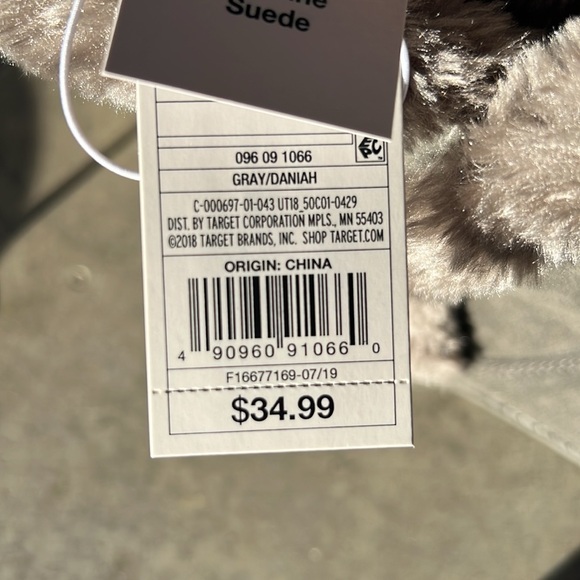 faux fur lined boots - Picture 2 of 2